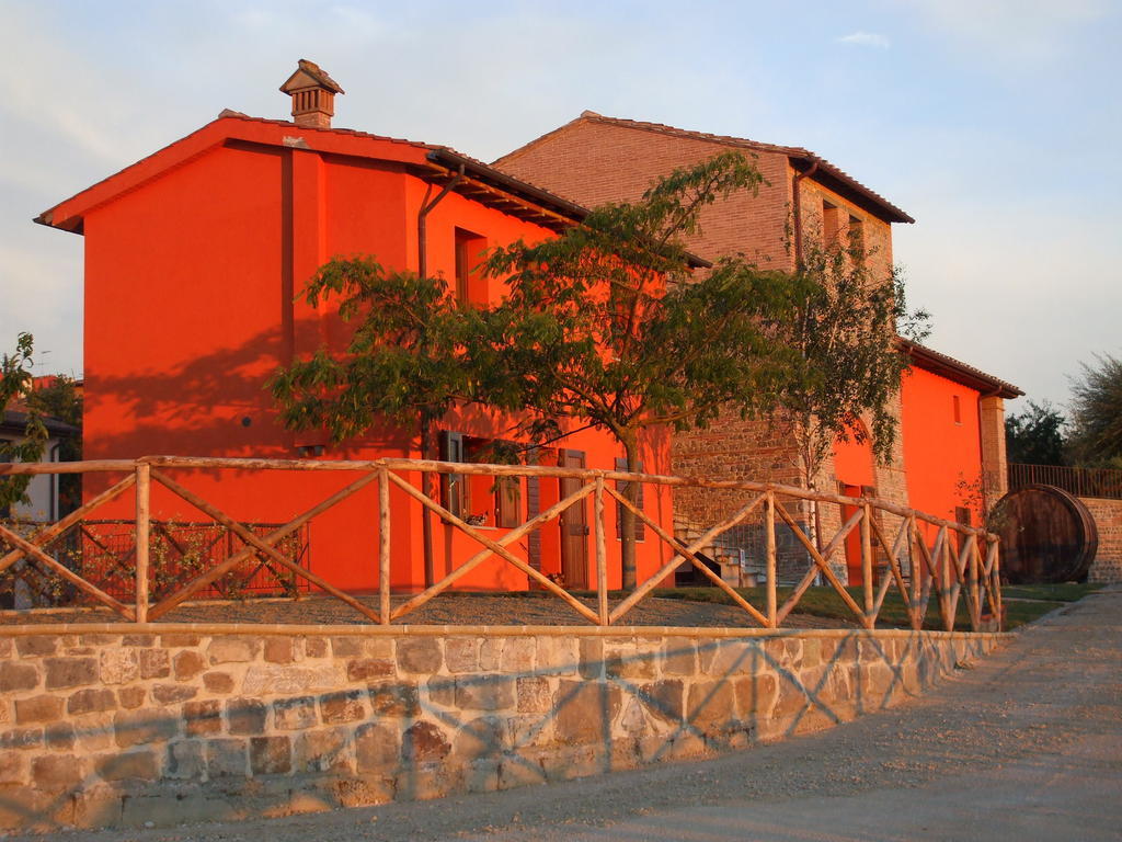 Agriturismo Borgo Stella مونتيزبيرتولي المظهر الخارجي الصورة