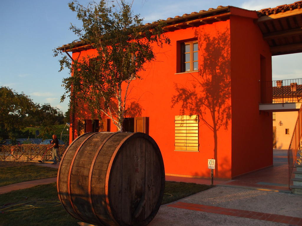 Agriturismo Borgo Stella مونتيزبيرتولي المظهر الخارجي الصورة