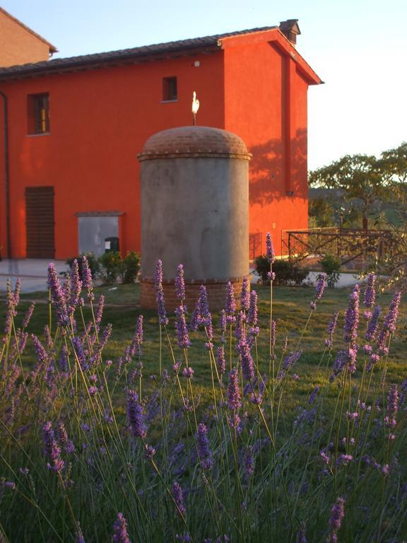 Agriturismo Borgo Stella مونتيزبيرتولي المظهر الخارجي الصورة